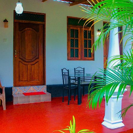 Chanaka Holiday Inn Sigiriya Exterior foto